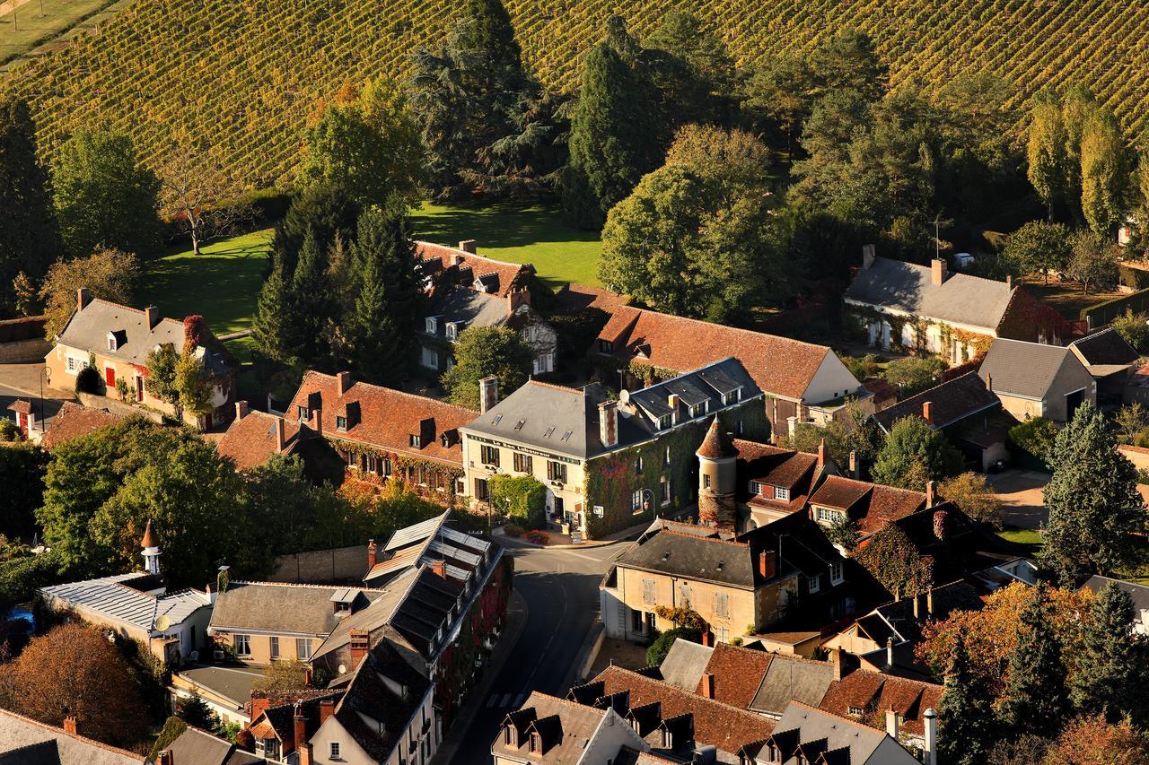 Auberge Du Bon Laboureur Chenonceaux Exterior foto A general view of the village